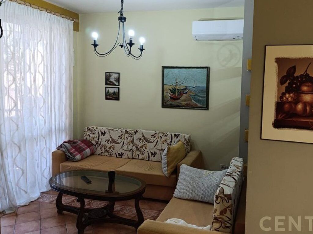 Office for rent  Parking spaces opposite Delijorgjit