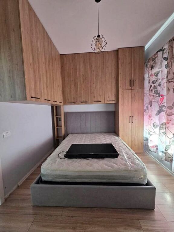 APARTAMENT 1+1 ME QERA - RR. ALI DEMI, TIRANE