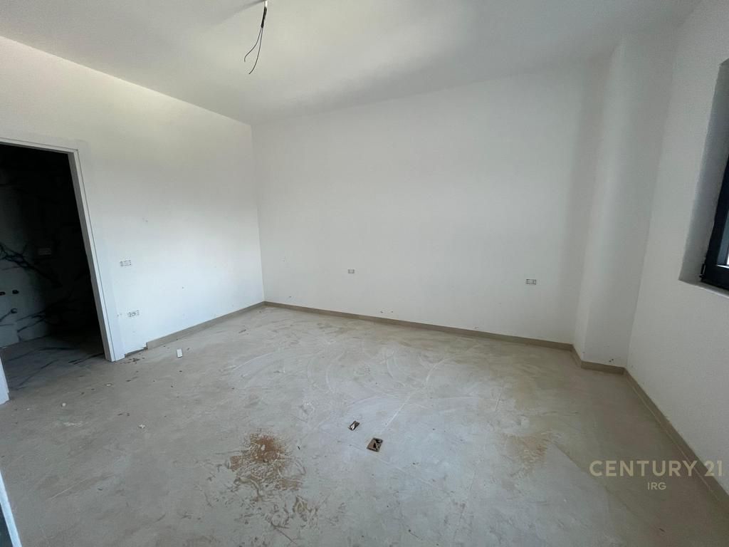 Apartament 2+1 NE SHITJE TEK REZIDENCA CORNER! 240,000 € Sip. Totale  105m2
