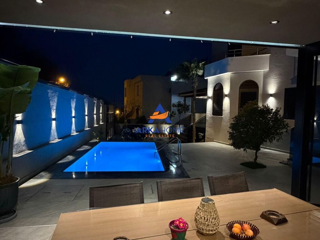 JEPET VILË ME QERA 650M2 "LIQENI I THATE" 6.000 EURO