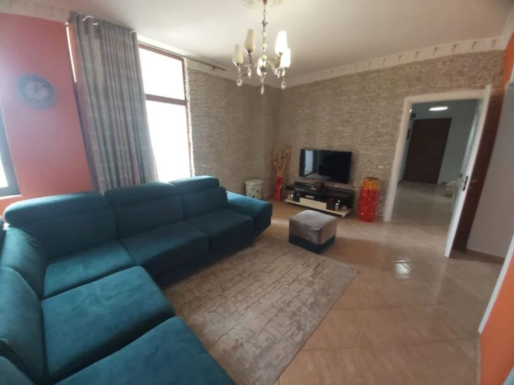 🏢Ish Tregu Elektrik,Kompleksi Grand jepet me qera apartament 2+1,i mobiluar 55,000Leke