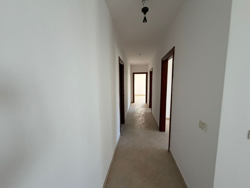Jepet Apartament me qera