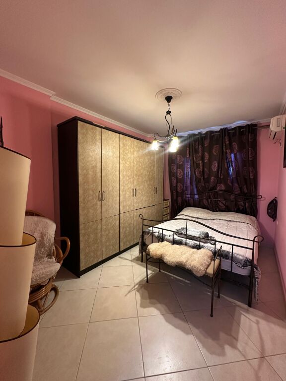 Affittasi Appartamento 2+1+1 con Balcone