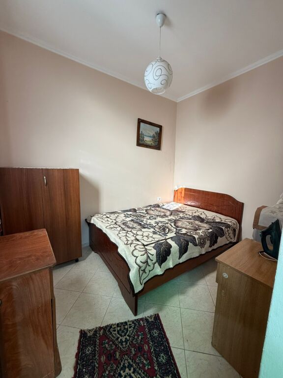 Jepet me qera shtëpi private 2+1