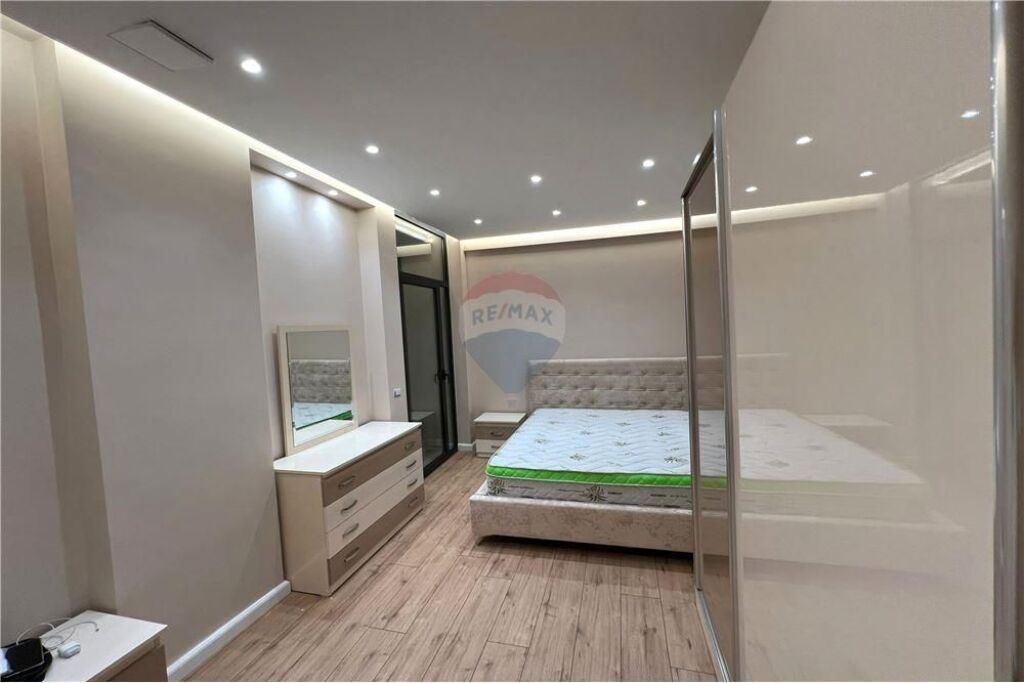 🏡 APARTAMENT 1+1 ME QIRA UJI I FTOHTË, VLORË