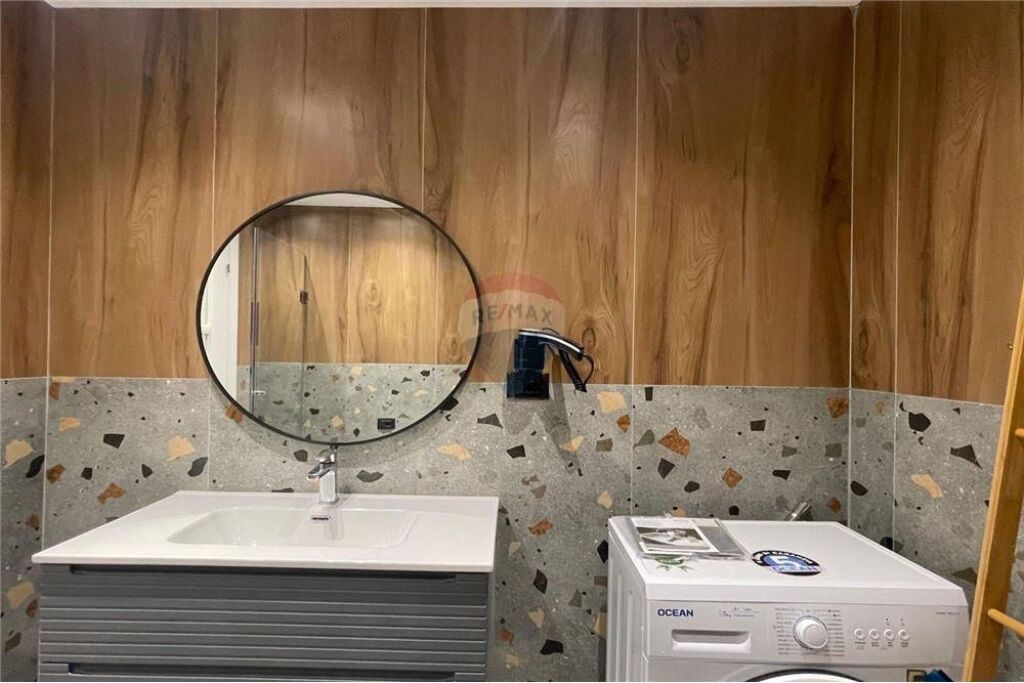 🇦🇱 Apartament 1+1 me Qira – Rruga Dush Strati, Vlorë