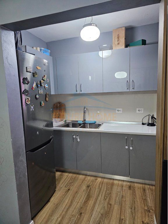 Qera,Apartament 2+1, Rruga Kongresi Manastirit