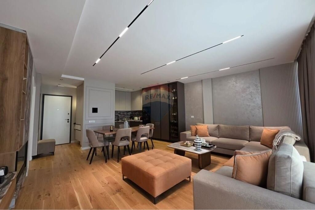 Apartment 2+1+ Parking for rent at Lake View