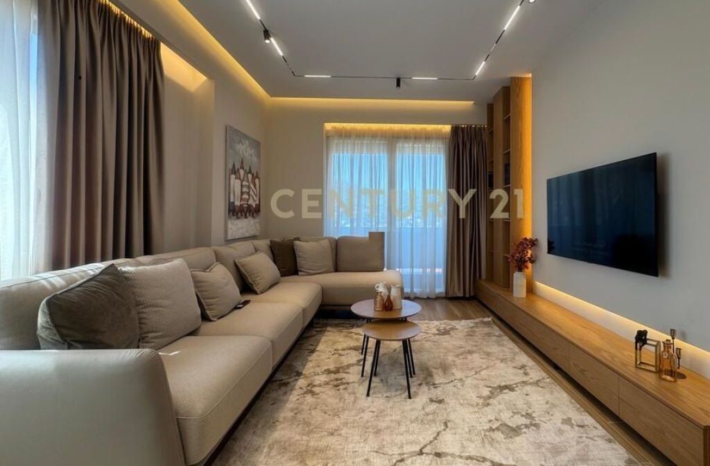 Apartament 2+1+2 + Post Parkimi me qira , Golden Park , Yzberish