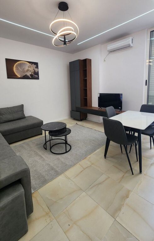 🏡 Jepet me qira apartament 1+1 – Kodra e Diellit
