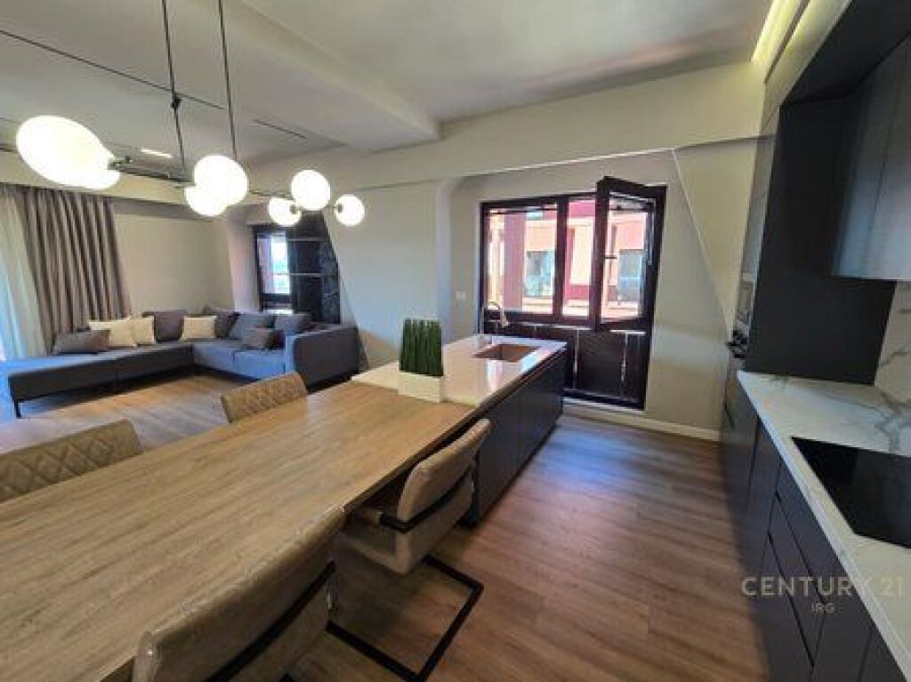 FOR SALE APARTMENT 2+1+2 AT GARDEN BUILDING