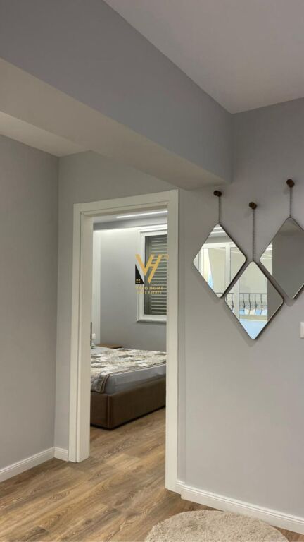 JEPET APARTAMENT 1+1+BLK ME QERA TE BLLOKU 80.000 LEKE