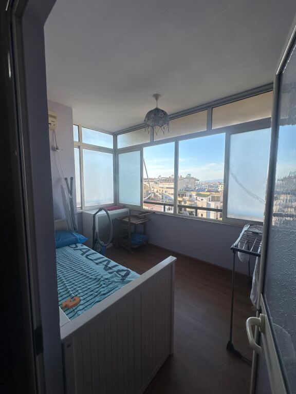 Affittasi Appartamento 2+1+1 con Balcone