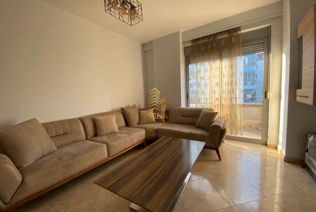 Qera, Apartament 1+1+blk, Casa Italia, 400 Euro/muaj (ID: SRE-O002)