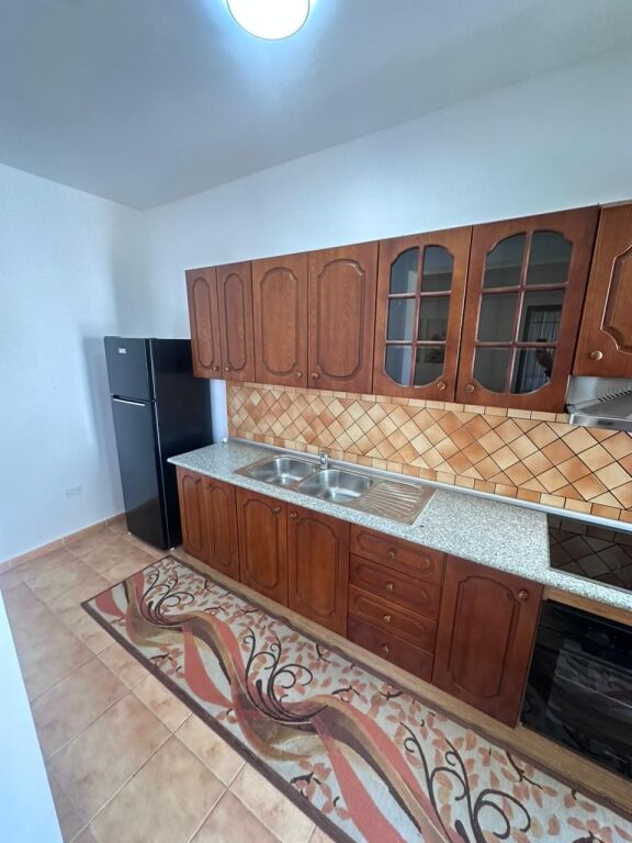 JEPET ME QERA APARTAMENT 1+1 PRANE VILLA PASCUCCI, PLAZH, DURRES