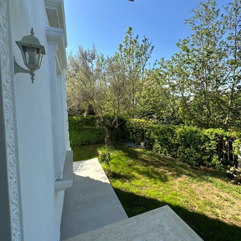 🏡✨ 4-Storey Villa for Rent – White House Residence, near TEG ✨🏡