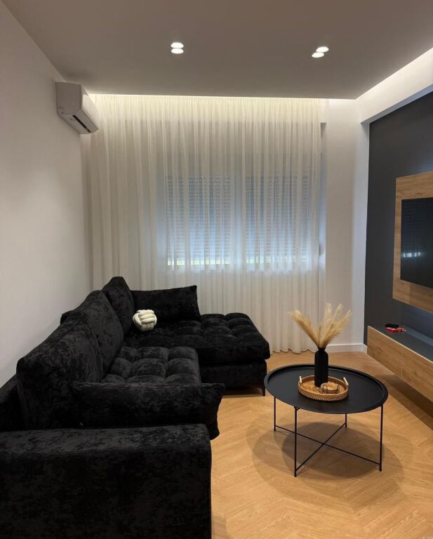 🔥 Jepet me Qira Apartament Luksoz 1+1 +ballkon – Liqeni i Tiranës (Kopshti Zoologjik)!🔥