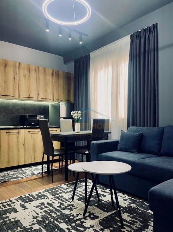 Affitto, Appartamento 2+1+2, Giardino Botanico, Tirana.