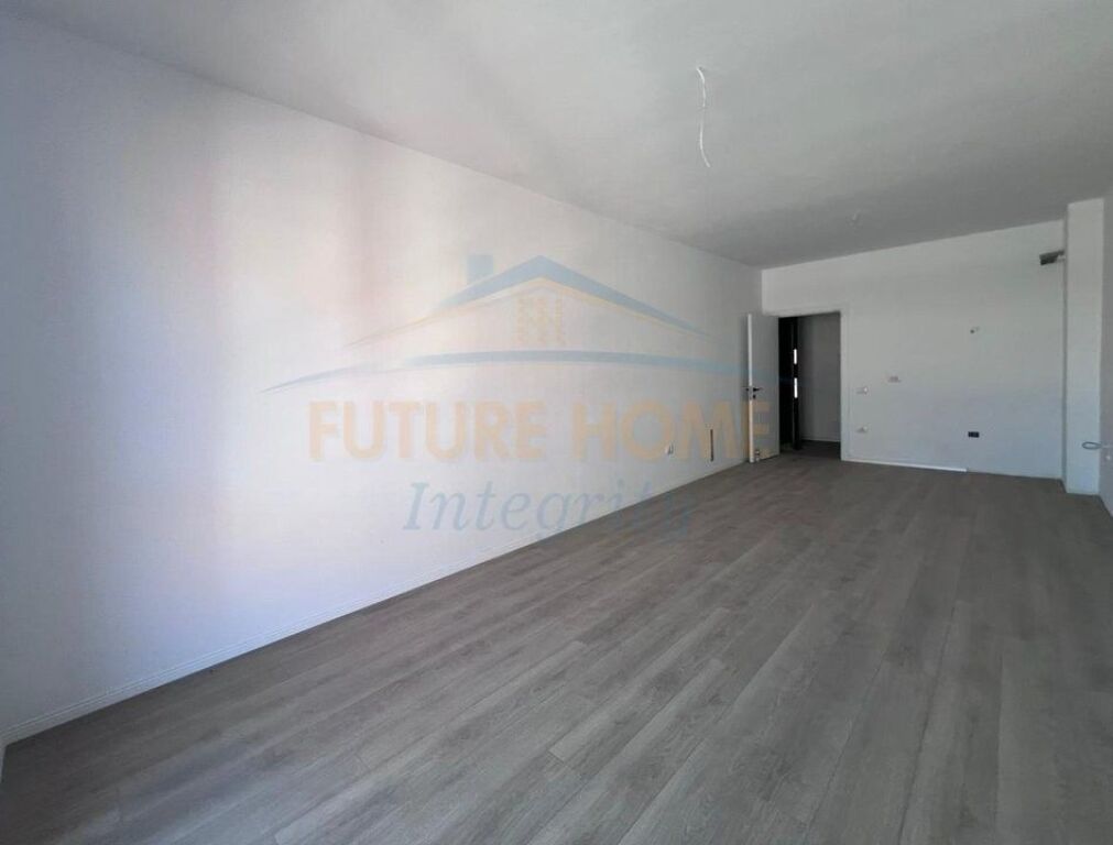 Shitet, Apartament 1+1, Color Splash Residence, Paskuqan, Tiranë.