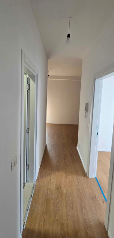 JEPET ME QIRA ZYRË 2+1+2 + PARKIM – Don Bosko, Rruga Egnatia