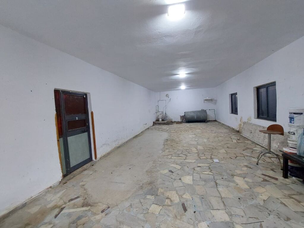 Rent | Magazinë | Shkolla Bashkuar | 300 €/month
