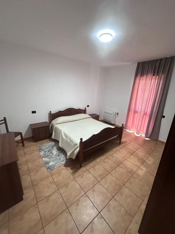 JEPET ME QERA APARTAMENT 1+1 PRANE VILLA PASCUCCI, PLAZH, DURRES