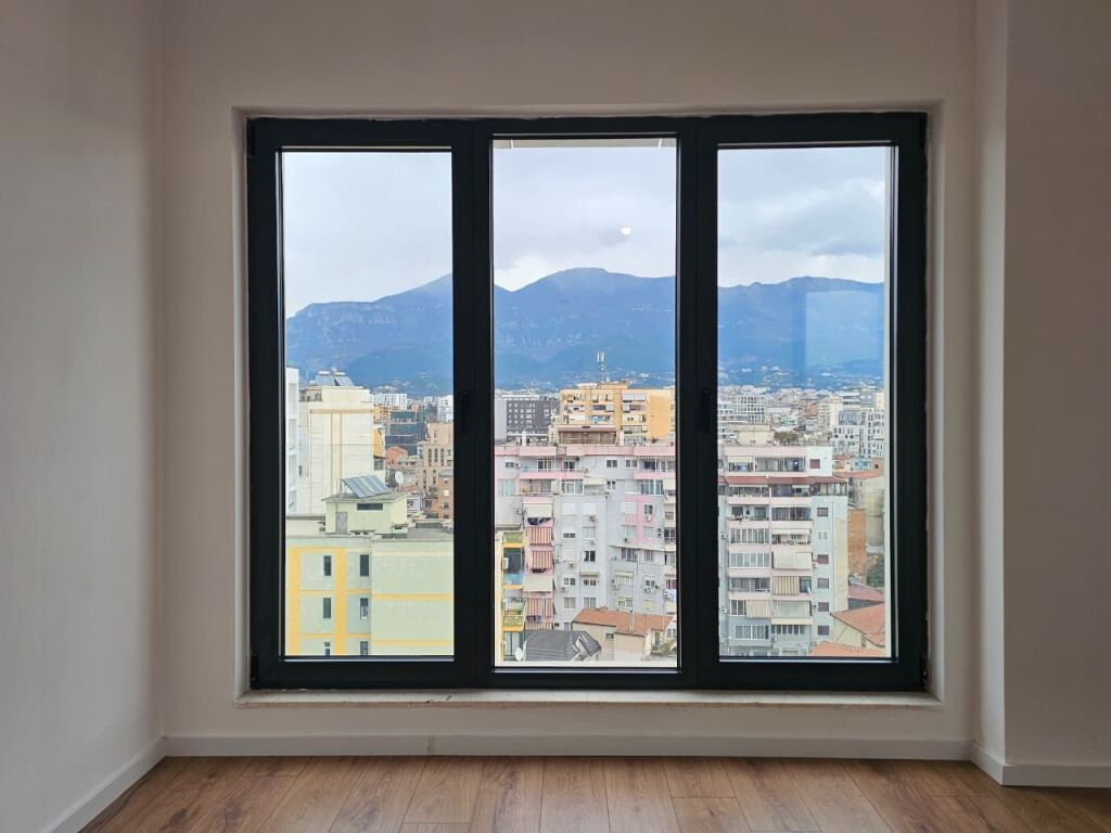 Zyra per qira tek Rruga Barrikadave