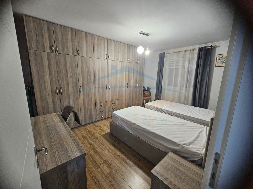 Qera,Apartament 2+1, Rruga Kongresi Manastirit