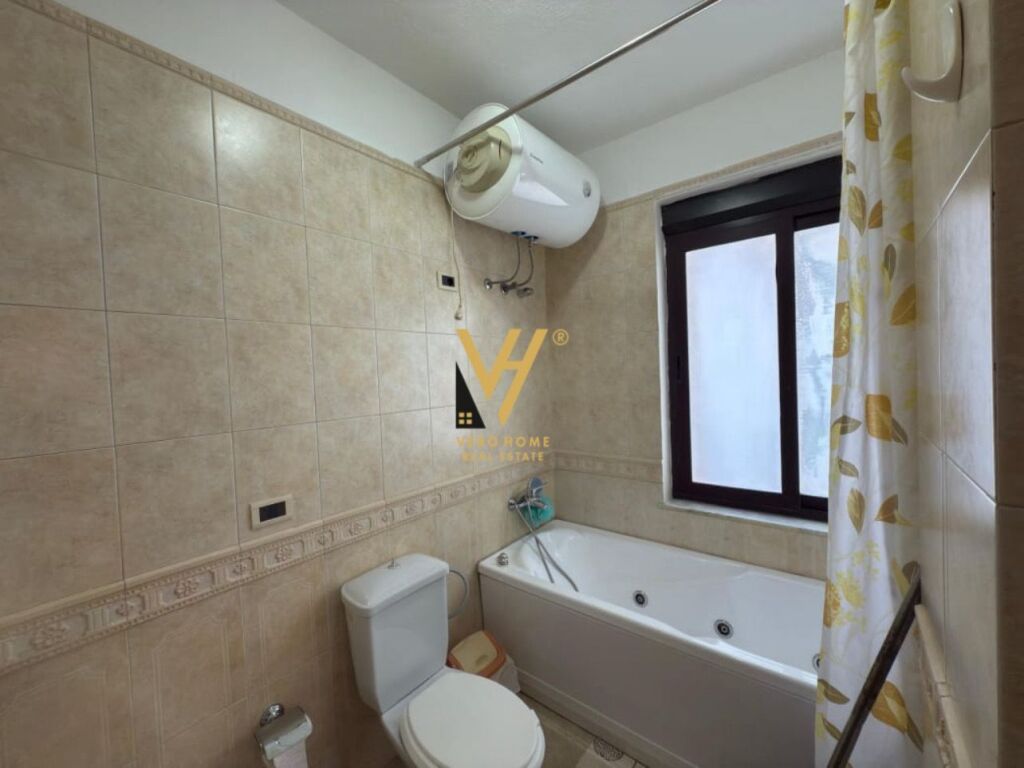 JEPET APARTAMENT 2+1+2+BLK ME QERA TEK BLLOKU 1.000 EURO