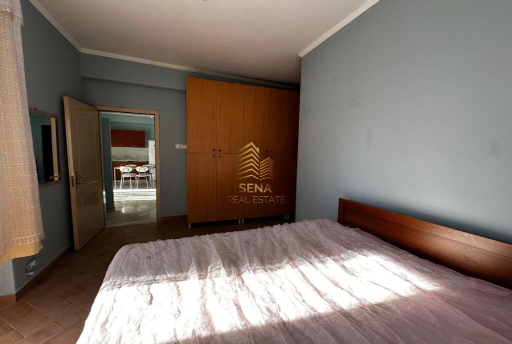 Qira, Hyrje Private, 1+1+blk+Post Parkimi, Kodra e Priftit, 33.000 Leke/Muaj