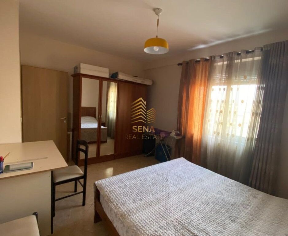 Qera, Apartament 1+1+blk, Casa Italia, 400 Euro/muaj (ID: SRE-O002)