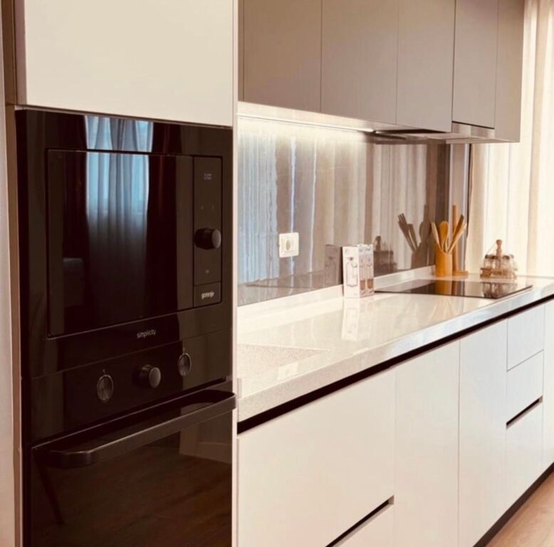 Apartament 2+1 per qira tek Colosseo tek Rruga e Durresit.