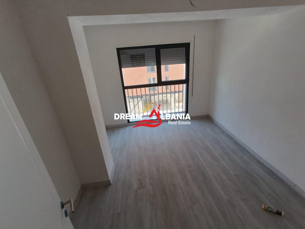 Apartament 3+1+2 per Shitje ne Bulevardin e Ri ne Tirane(ID 4131500)
