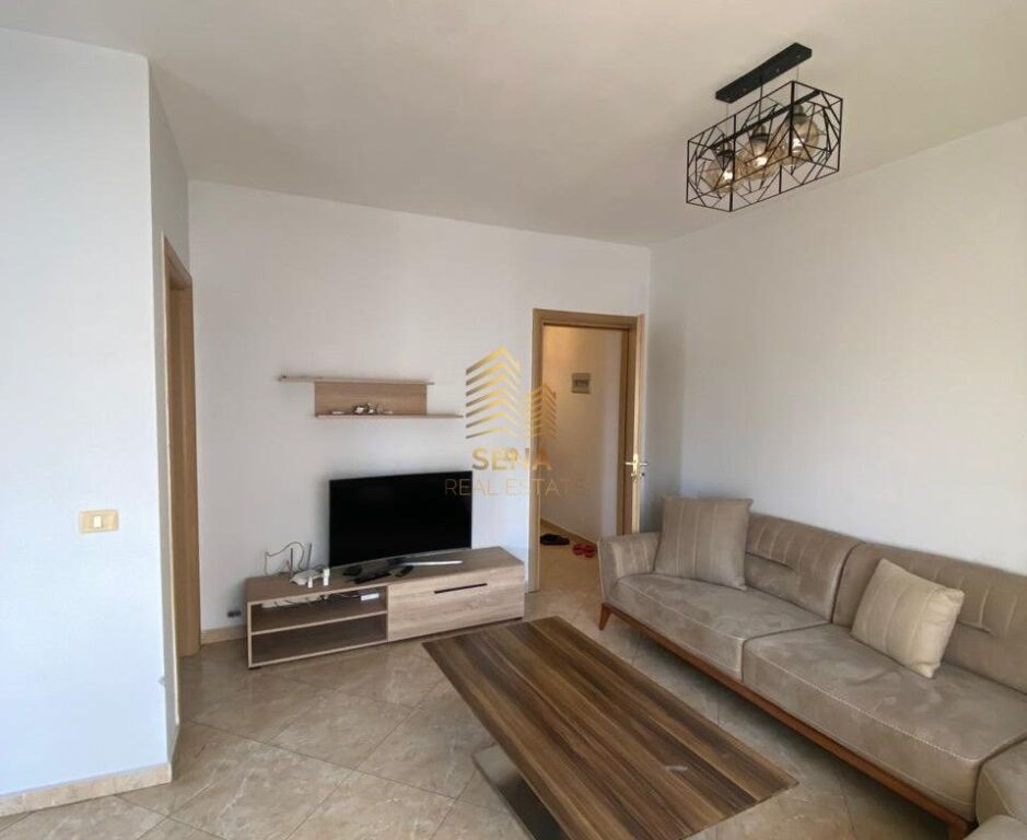 Qera, Apartament 1+1+blk, Casa Italia, 400 Euro/muaj (ID: SRE-O002)