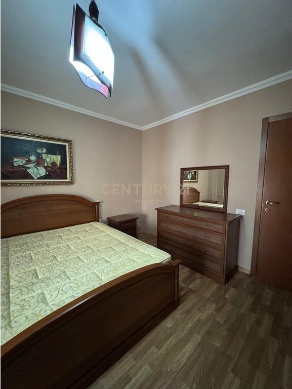 APPARTAMENTO 1+1 IN AFFITTO PRESSO PIAZZA WILLSON, TIRANA NUOVA