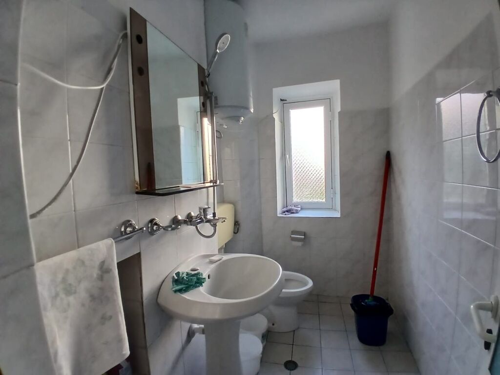 Appartamento 2+1+1 con Balcone in Affitto