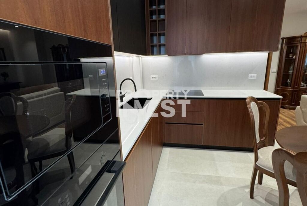 Appartamento 2+1+2 in vendita, Via Mine Peza, vicino a Gazheli