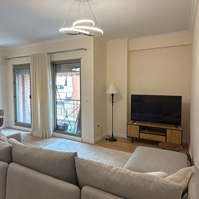 🏡✨ Apartament 2+1 me Qira – Kompleksi Delijorgji, Tiranë ✨🏡