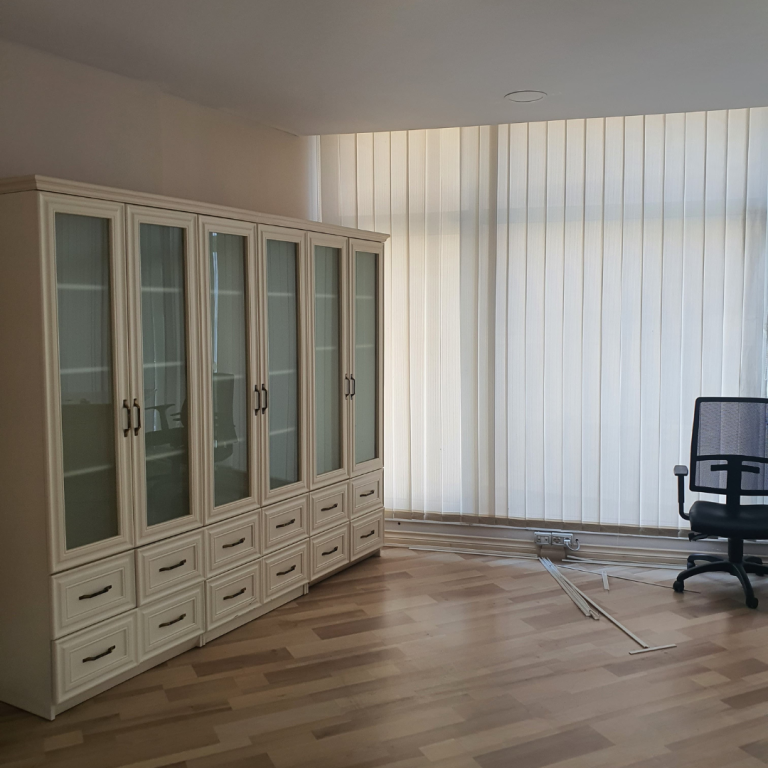 ZYRË PËR QIRA – Pami 📍 Tek Liqeni, pranë Kopshtit Zoologjik