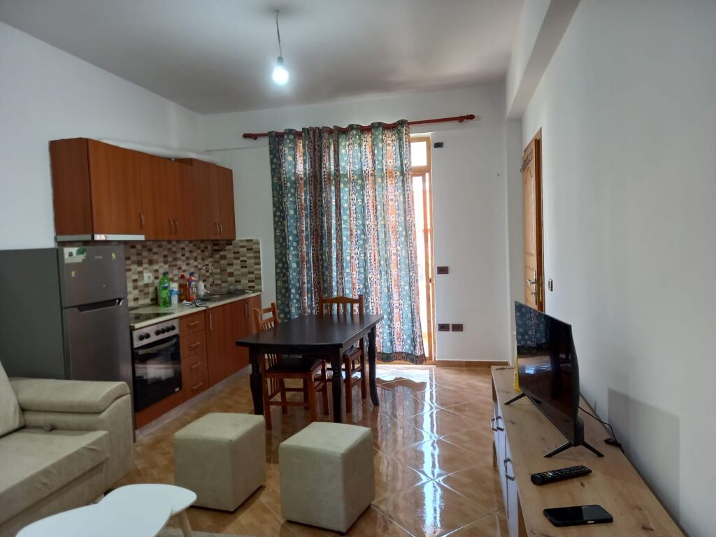 Apartament 1+1 me qera ne Astir tek Vila L