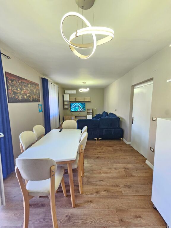 SUPER APARTAMENT PER SHITJE NE DURRËS, MUZEUMI