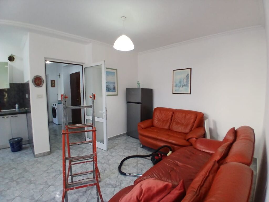 Appartamento 2+1+1 con Balcone in Affitto