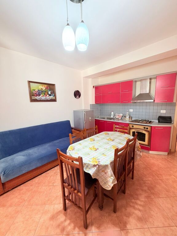 JEPET ME QERA APARTAMENT 1+1 NE ZONEN E MALIT TE ROBIT, GOLEM, DURRES