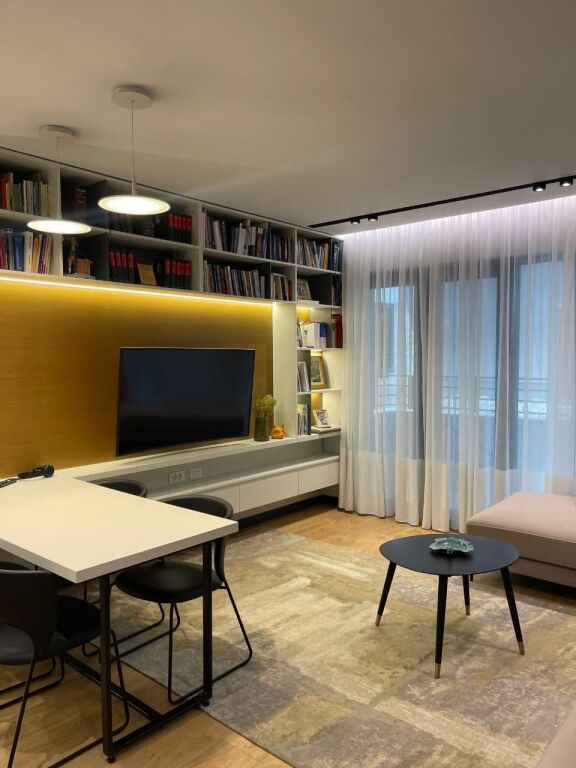 Rent 2+1+2 + Parking, Dry Lake near Radisson Hotel