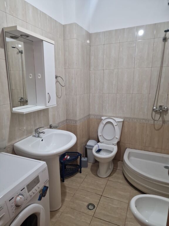 Apartament 1+1 per qera kodra e diellit !