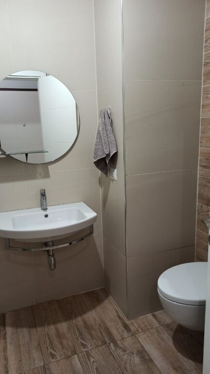 Qera | Shtëpi private 1 + 1 | Qyteti Studenti | 600 €/muaj