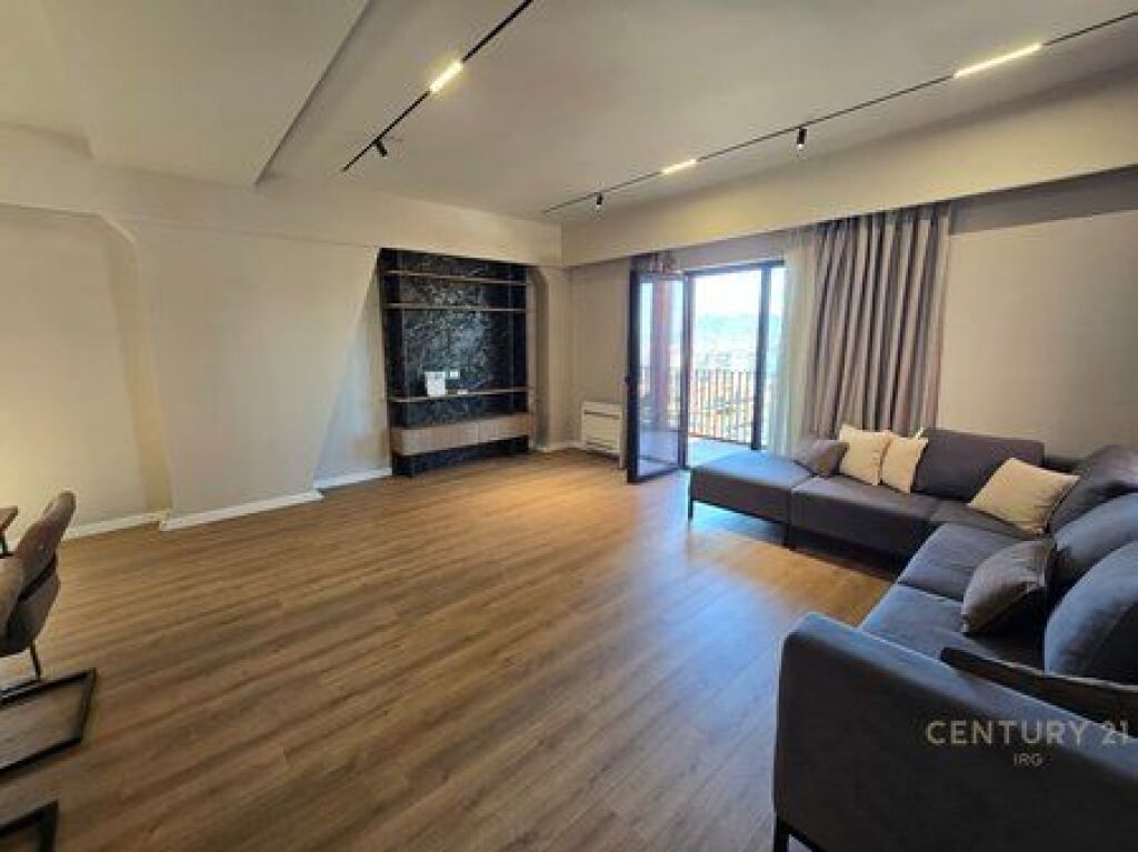 FOR SALE APARTMENT 2+1+2 AT GARDEN BUILDING