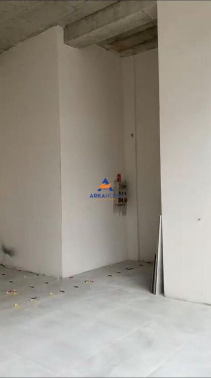 LOCALE COMMERCIALE IN AFFITTO 55M2 "EX PIAZZA AQUILA" 70.000 LEKE