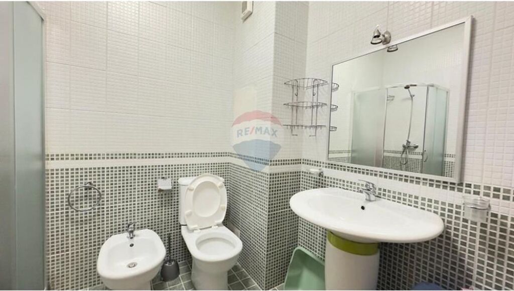 Appartamento 1+1 in affitto vicino al Liceo Artistico, Tirana 🏡