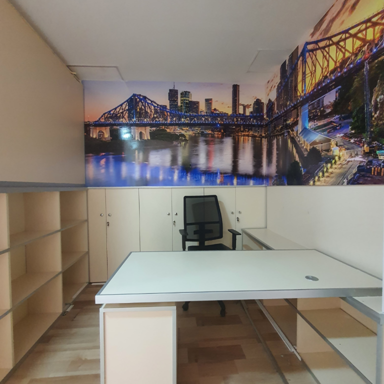 ZYRË PËR QIRA – Pami 📍 Tek Liqeni, pranë Kopshtit Zoologjik